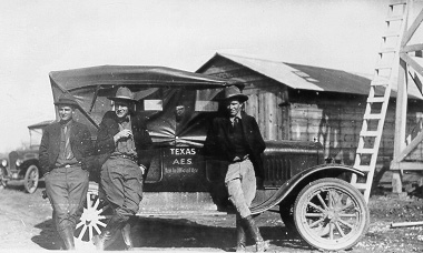 Foulbrood inspectors for the Texas Agricultural Experiment Station, 1925