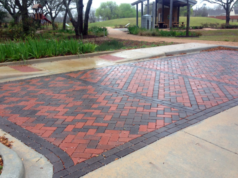 Pervious_Paver_In_The_Rain