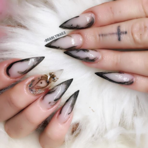 Spider nail art by Deadly desings