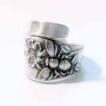 Bee spoon ring by Spoonier.